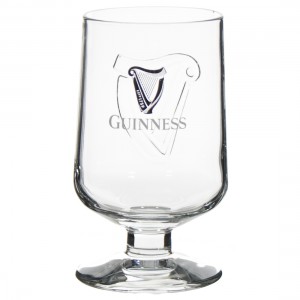 Guinness glas op voet