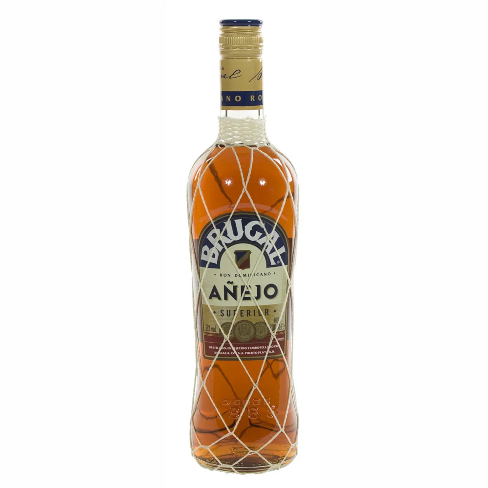 Brugal Anejo  70 cl  Fles